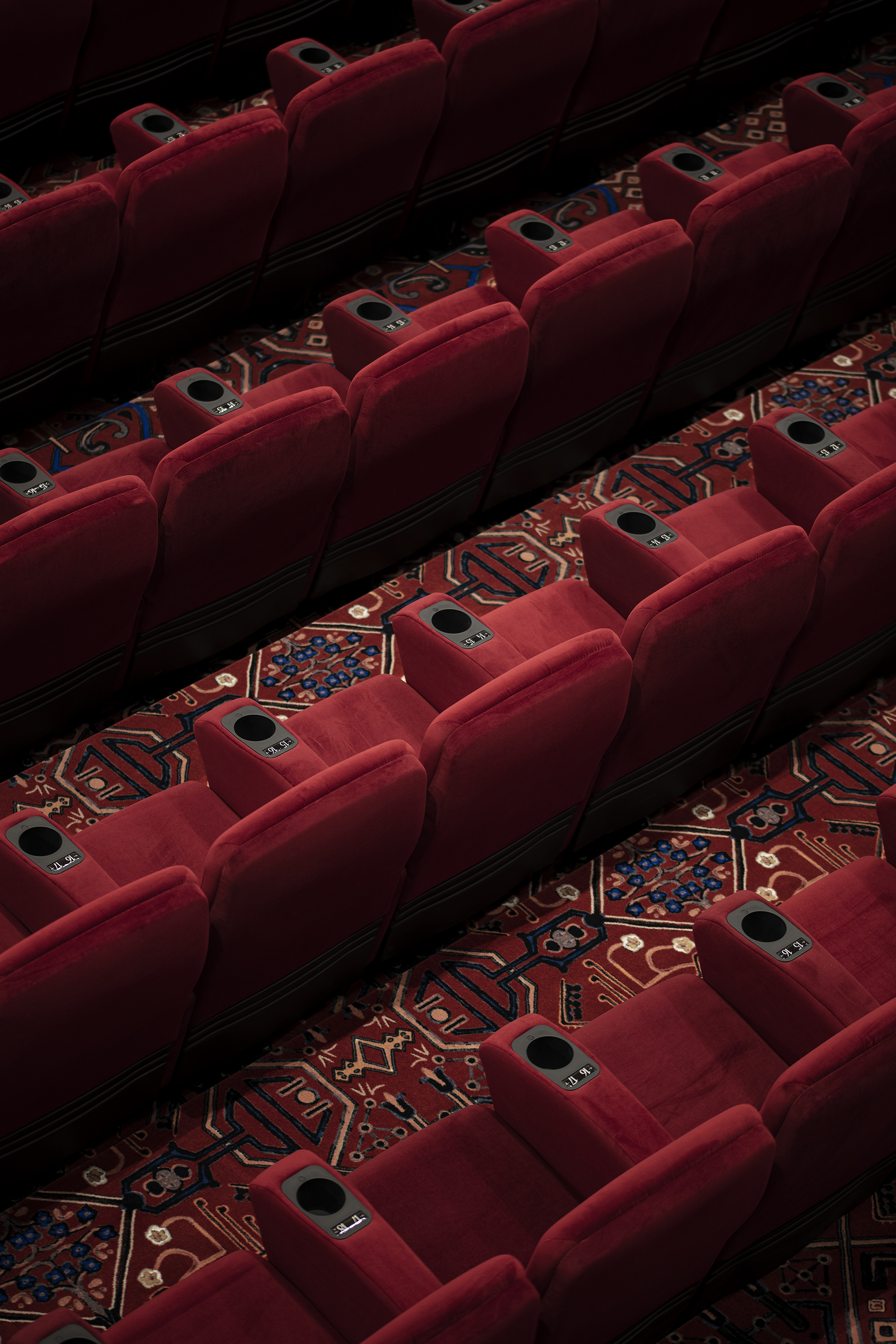 красивый кинотеатр москва фото